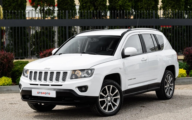 Jeep Compass cena 47900 przebieg: 211000, rok produkcji 2014 z Radom małe 667